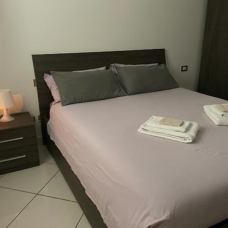 Appartamento The Sea House Fiumicino Esterno foto