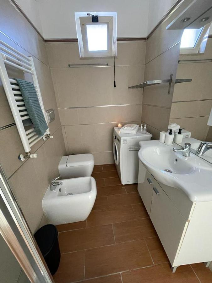 Appartamento The Sea House Fiumicino Esterno foto